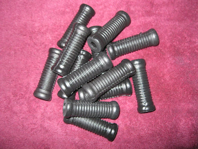 RUBBER KICKSTART FOOT REST    NEW 12-25-702-01