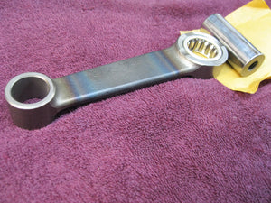 1984-1987 HUSQVARNA 250 Liquid Cooled CONNECTING ROD KIT 16-19-825-01 is also 16-19-902-01