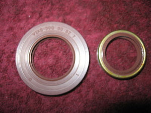 1976-1988 Husqvarna 250 360 390 420 430 500 Engine VITON Crankshaft Seal Set, L&R