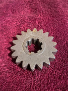 1975 Husqvarna Gear 2nd M/S 18 teeth 250 360 CR 16-12-479-01 NOS