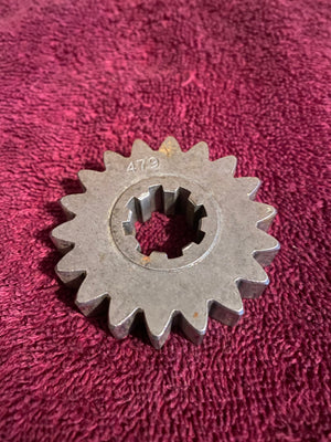 1975 Husqvarna Gear 2nd M/S 18 teeth 250 360 CR 16-12-479-01 NOS