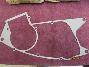 1974 Mag to 1977 HUSQVARNA 250 360 390 GASKET, CENTER CASE 16-10-791-01 is 161158101