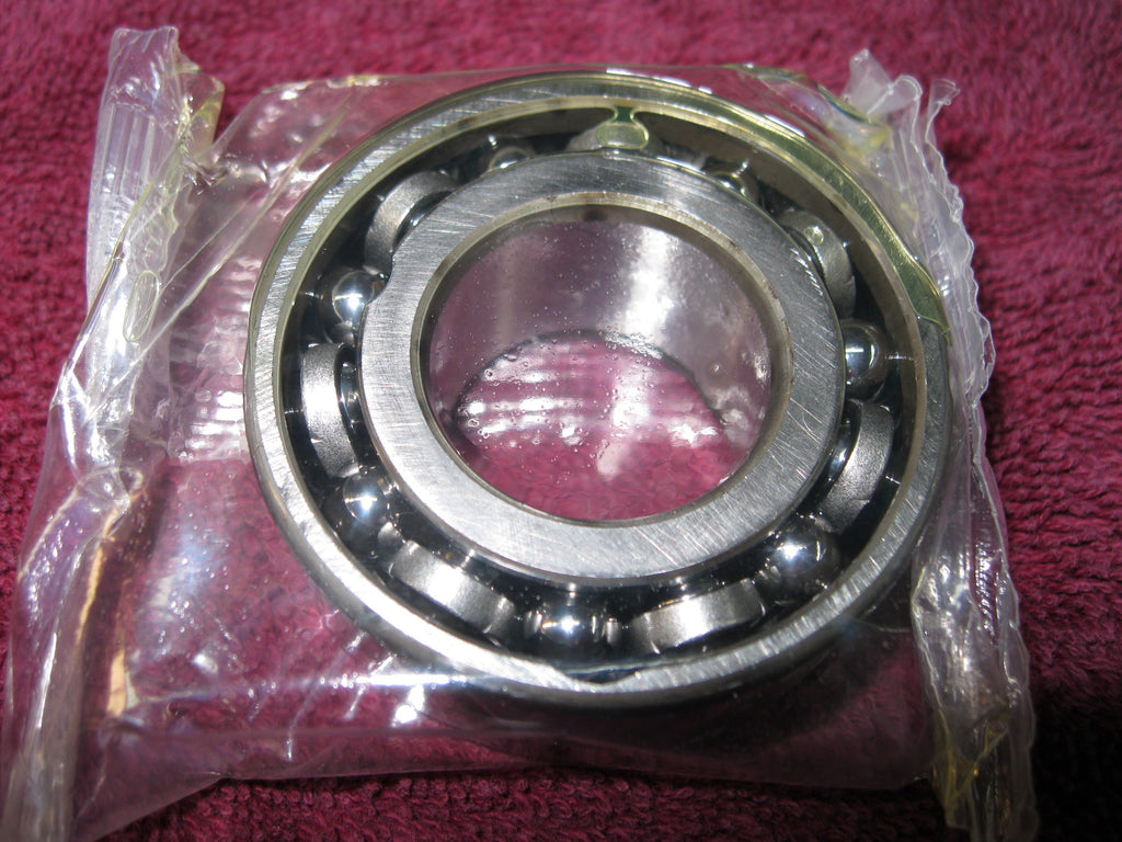 1981-1988 Crankshaft Main Bearing-Right 73-83-205-40 Max Style European Axial Contact Design