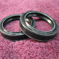 HUSQVARNA FORK SEAL PAIR 1986-88 40mm X 52mm X10MM Double Lip Wiper & Seal 15-12-419-01