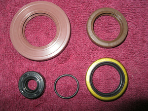 360 Husky Automatic Engine Seal Set w/ Viton Main Seals, 1977 Husqvarna Auto