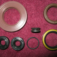 390 Husky Automatic Engine Seal Set w/ Viton Main Seals 1977-1978 Husqvarna Auto